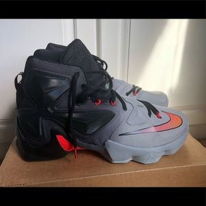 LeBron 13 “On Court”